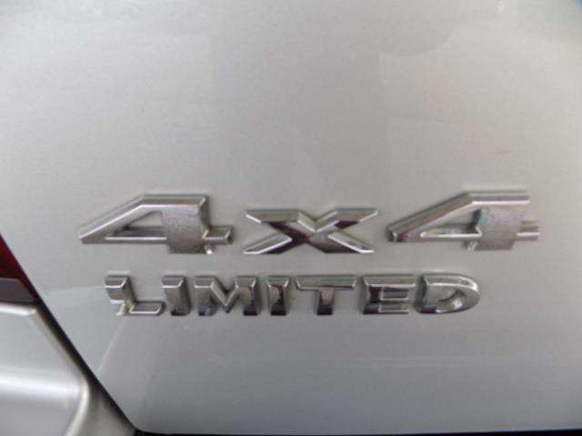 2006 Jeep Grand Cherokee Limited 4dr SUV 4WD w/ Front Side Airbags